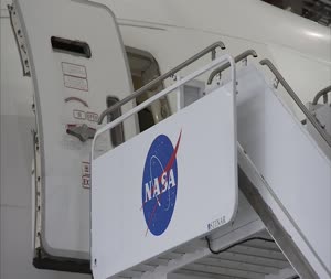 NASA B777 Prepares to Leave for Modification
